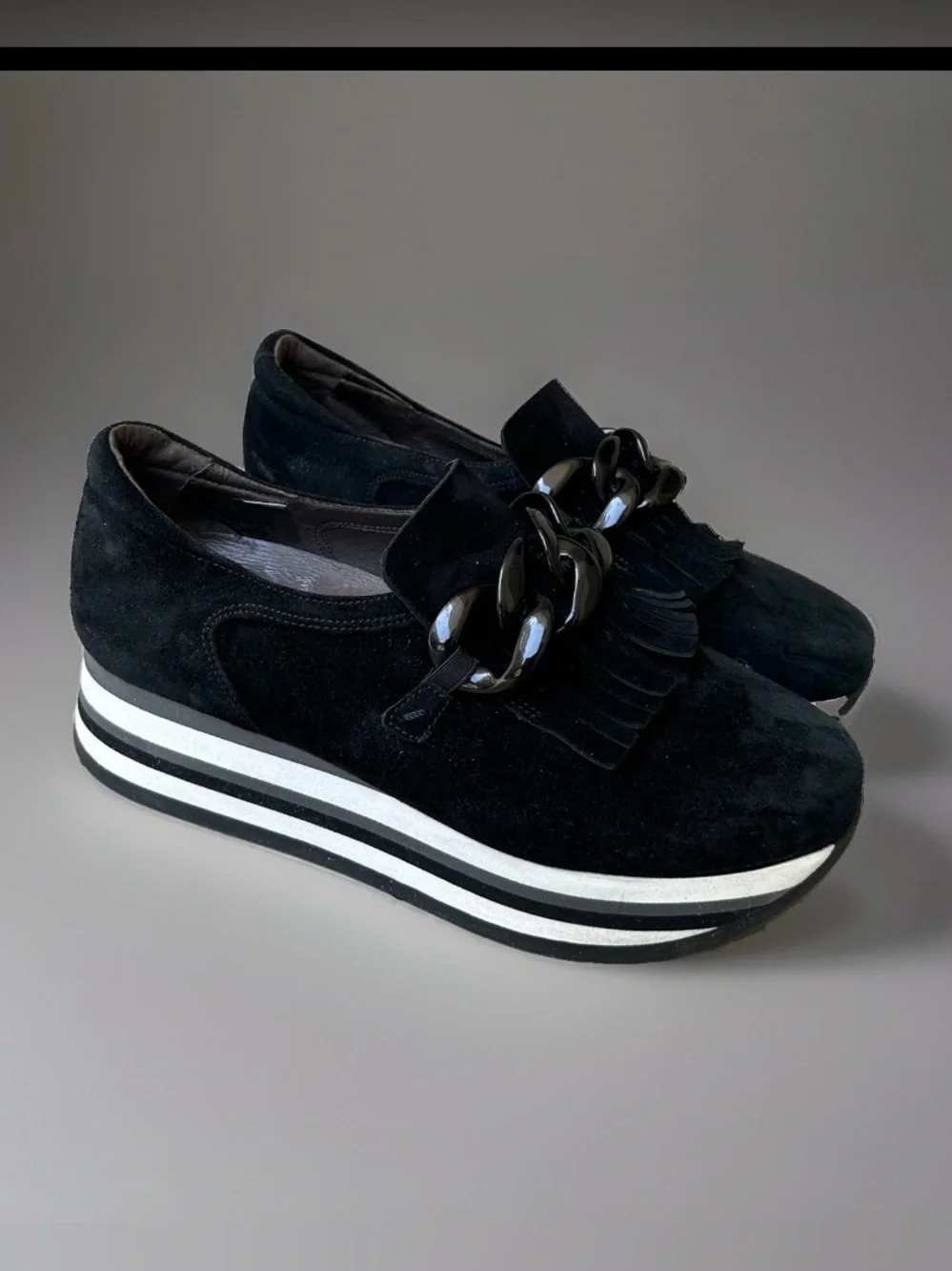 Softwaves Adaya Black Suede Platform Slip-On Sneakers with Chain Detail~EU38